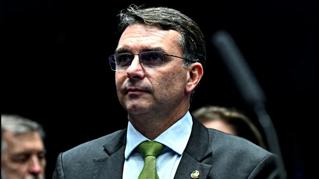 Primeiro Turno vs. Cenário de Runoff